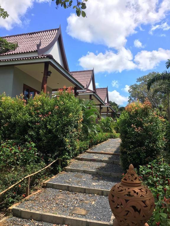 ลันตาแฮปปี้ฮิล Hotel เกาะลันตา ภายนอก รูปภาพ