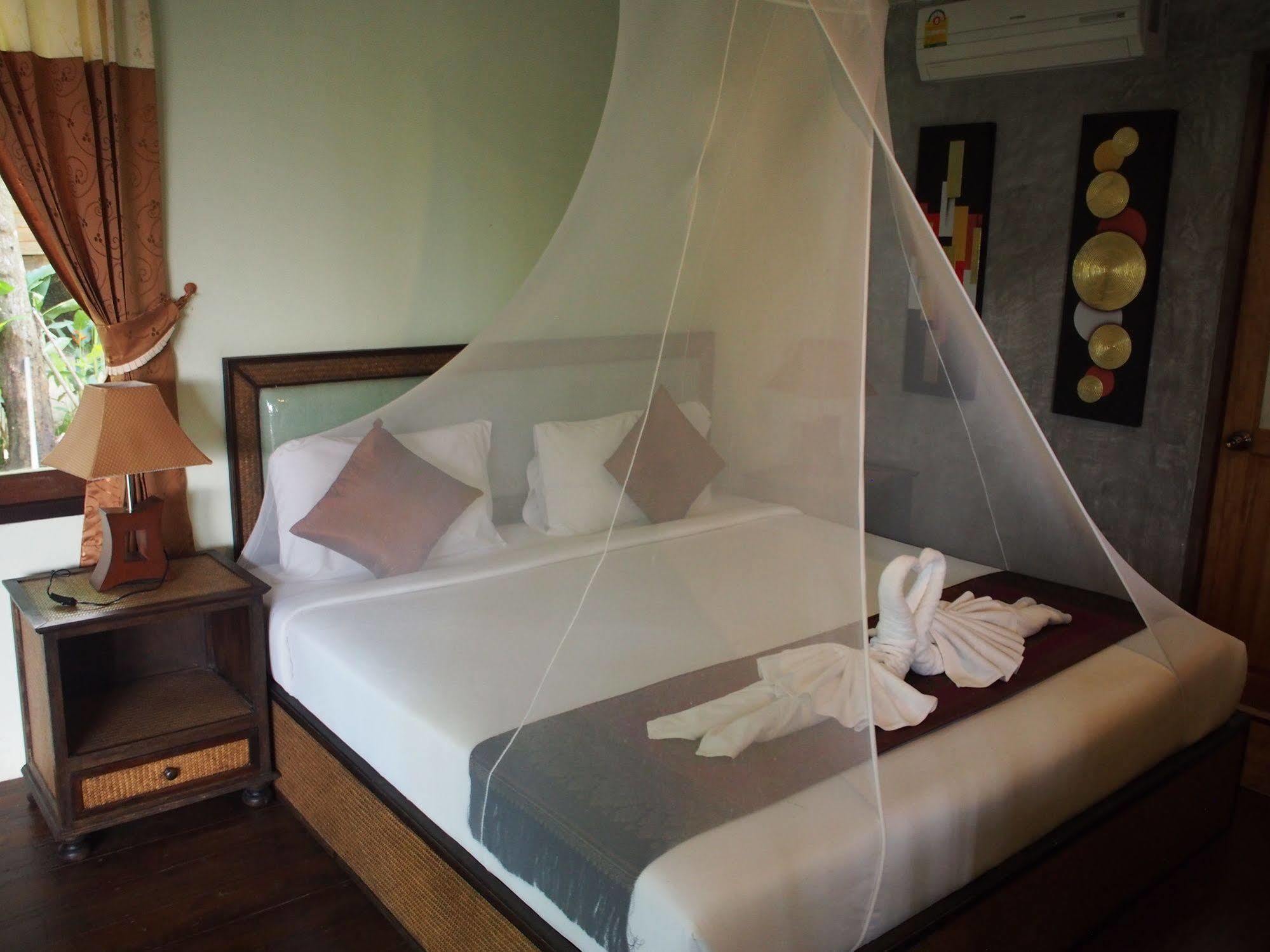 ลันตาแฮปปี้ฮิล Hotel เกาะลันตา ภายนอก รูปภาพ